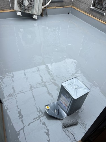 門真市でベランダウレタン塗膜防水工事