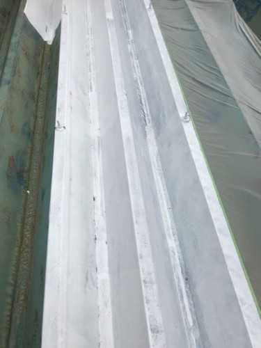寝屋川市で鉄板ブリキ屋根トタンの塗り替え工事